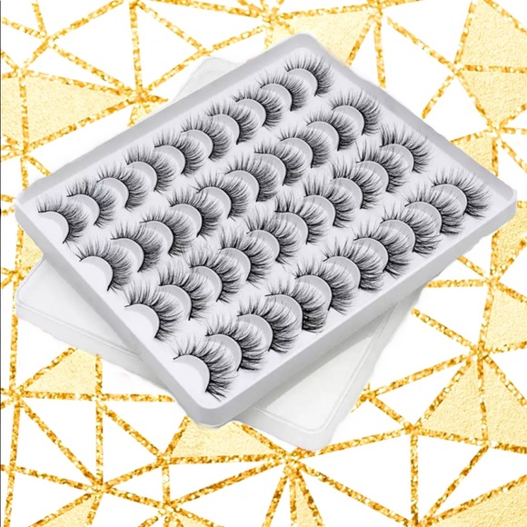 Other - 20 Pairs of Falsies